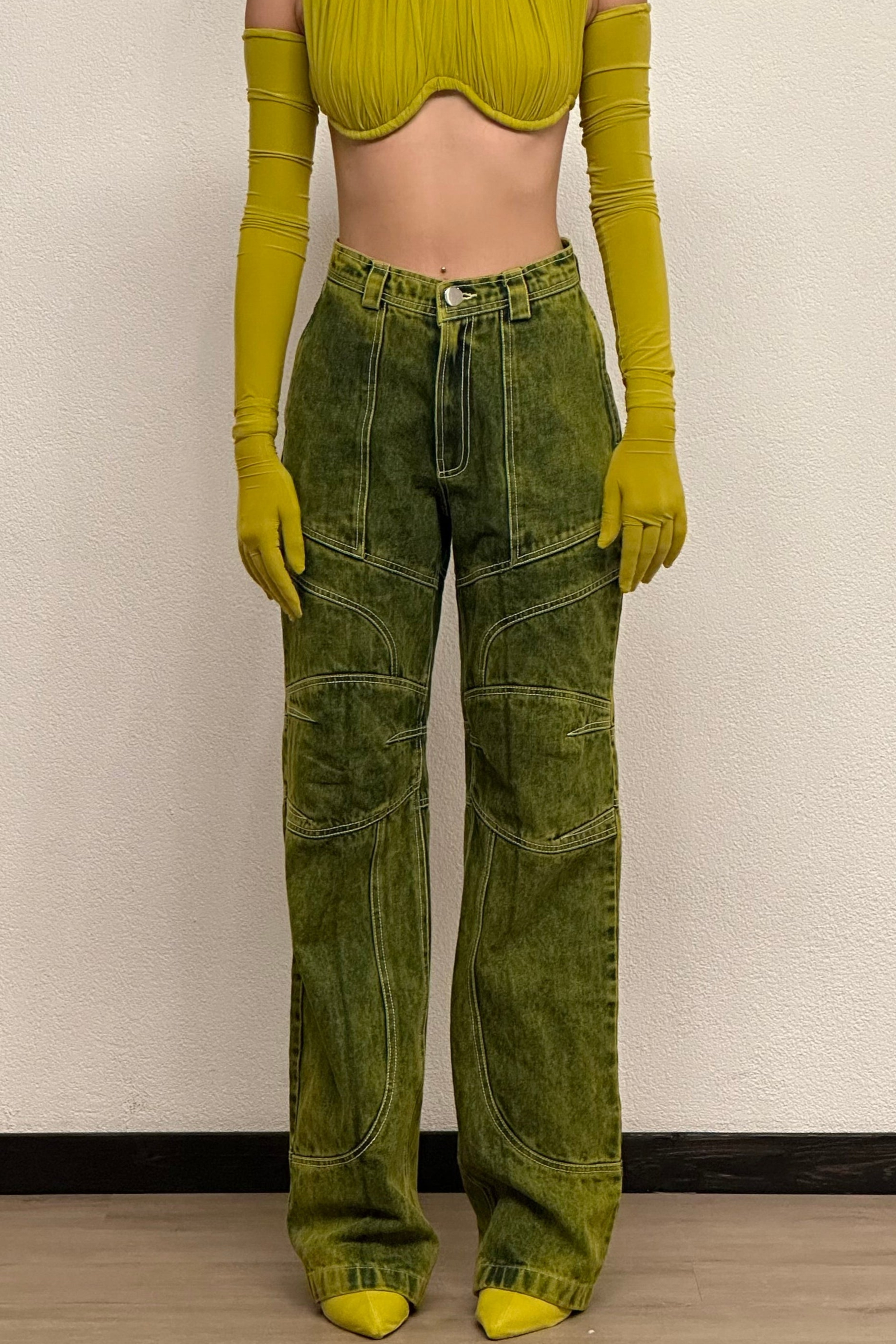 HIKE PANTS IN ACID GREEN