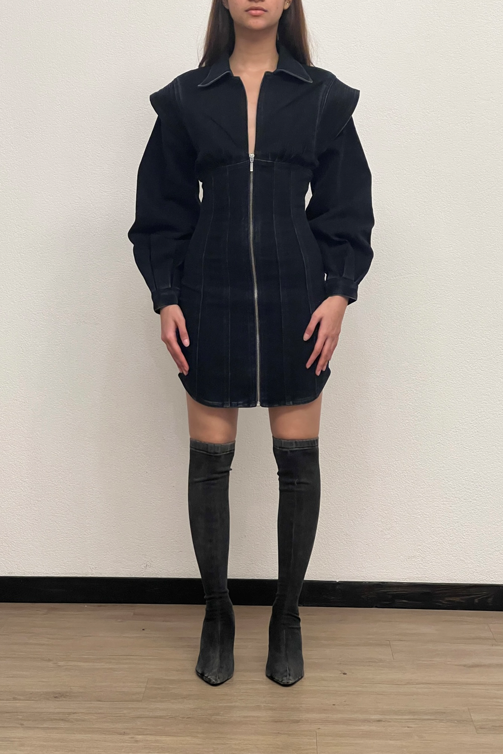 BURLY DENIM DRESS IN CHARCOAL BLACK