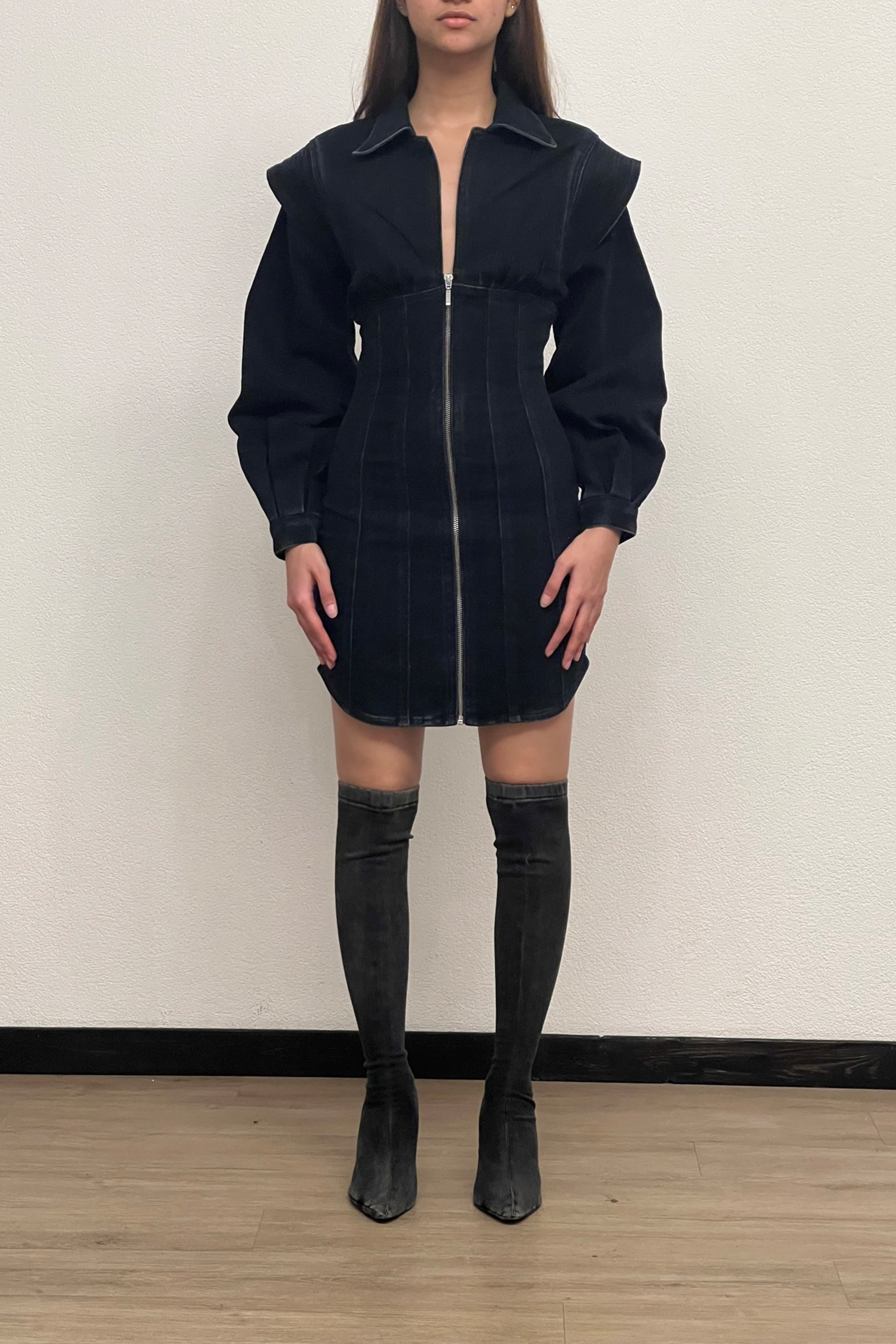BURLY DENIM DRESS IN CHARCOAL BLACK