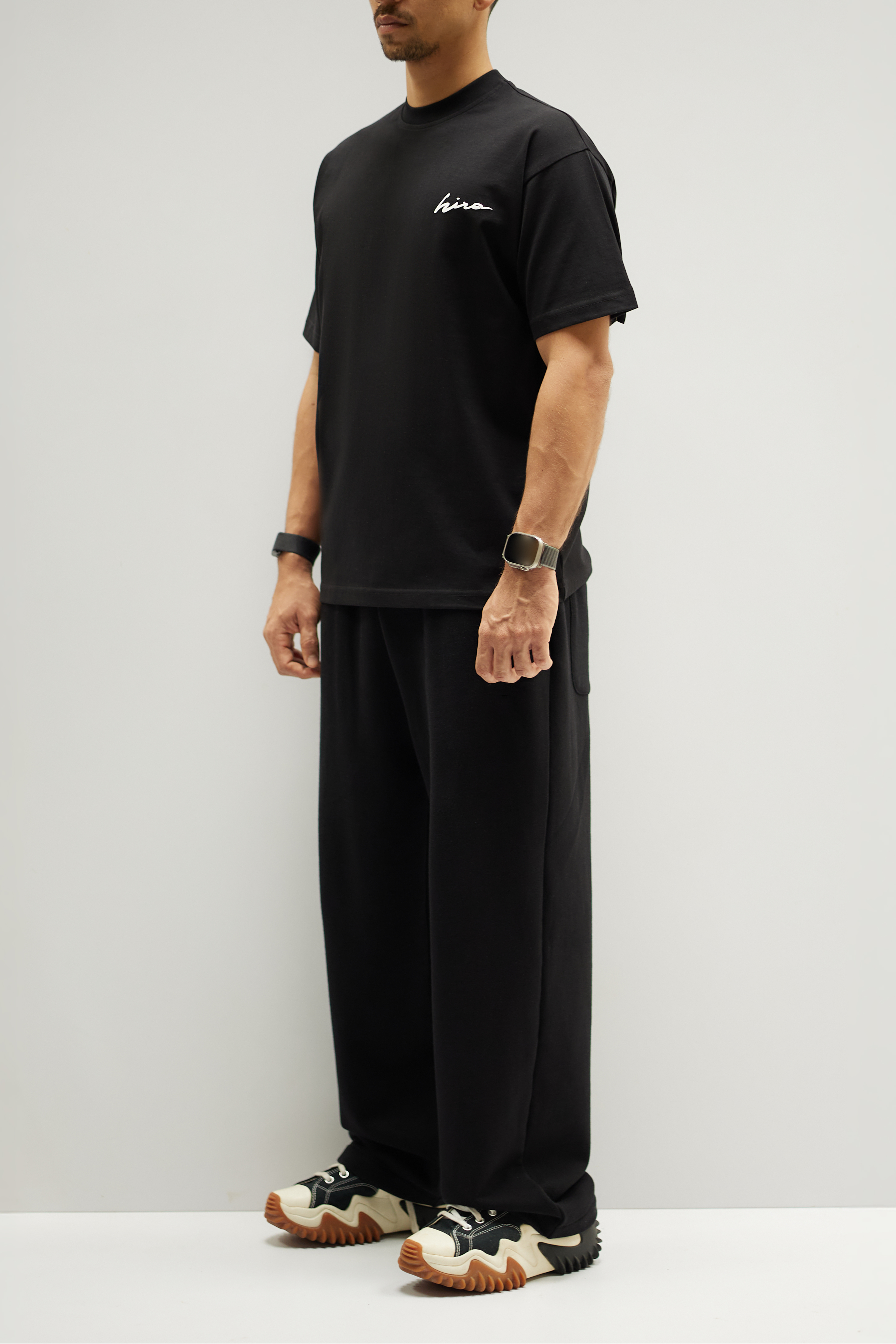 HIRO BASIC T-SHIRT IN BLACK