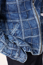 Load image into Gallery viewer, GRID JACKET
