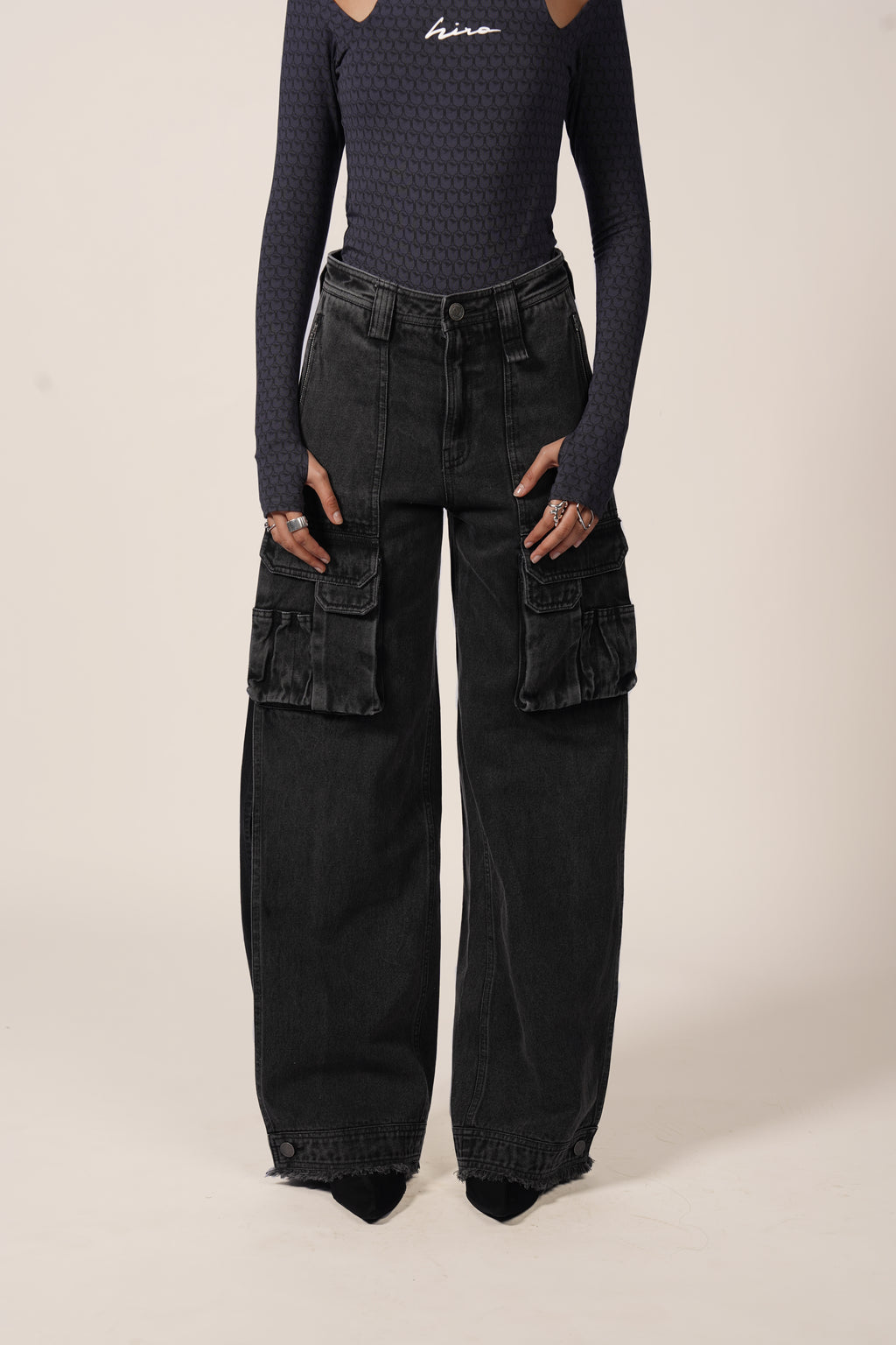 CARPENTER CARGOS IN GREY