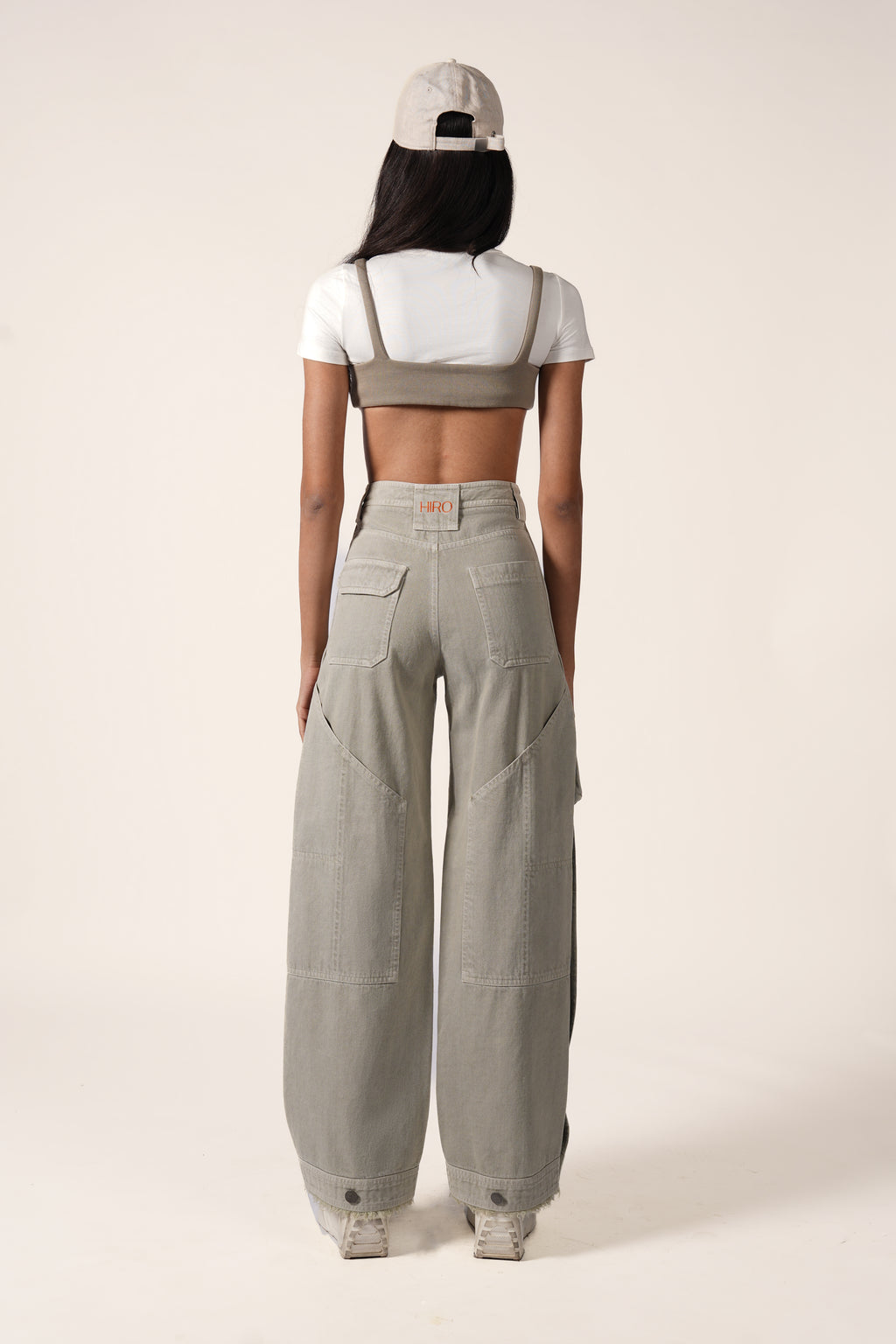 CARPENTER CARGOS IN PISTACHIO