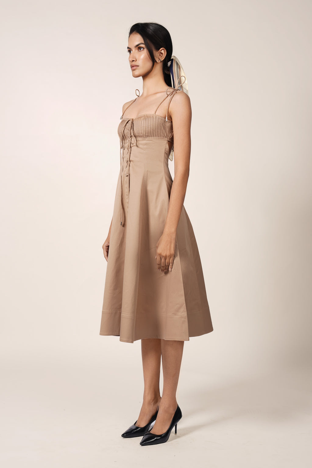 VERONA DRESS IN BEIGE