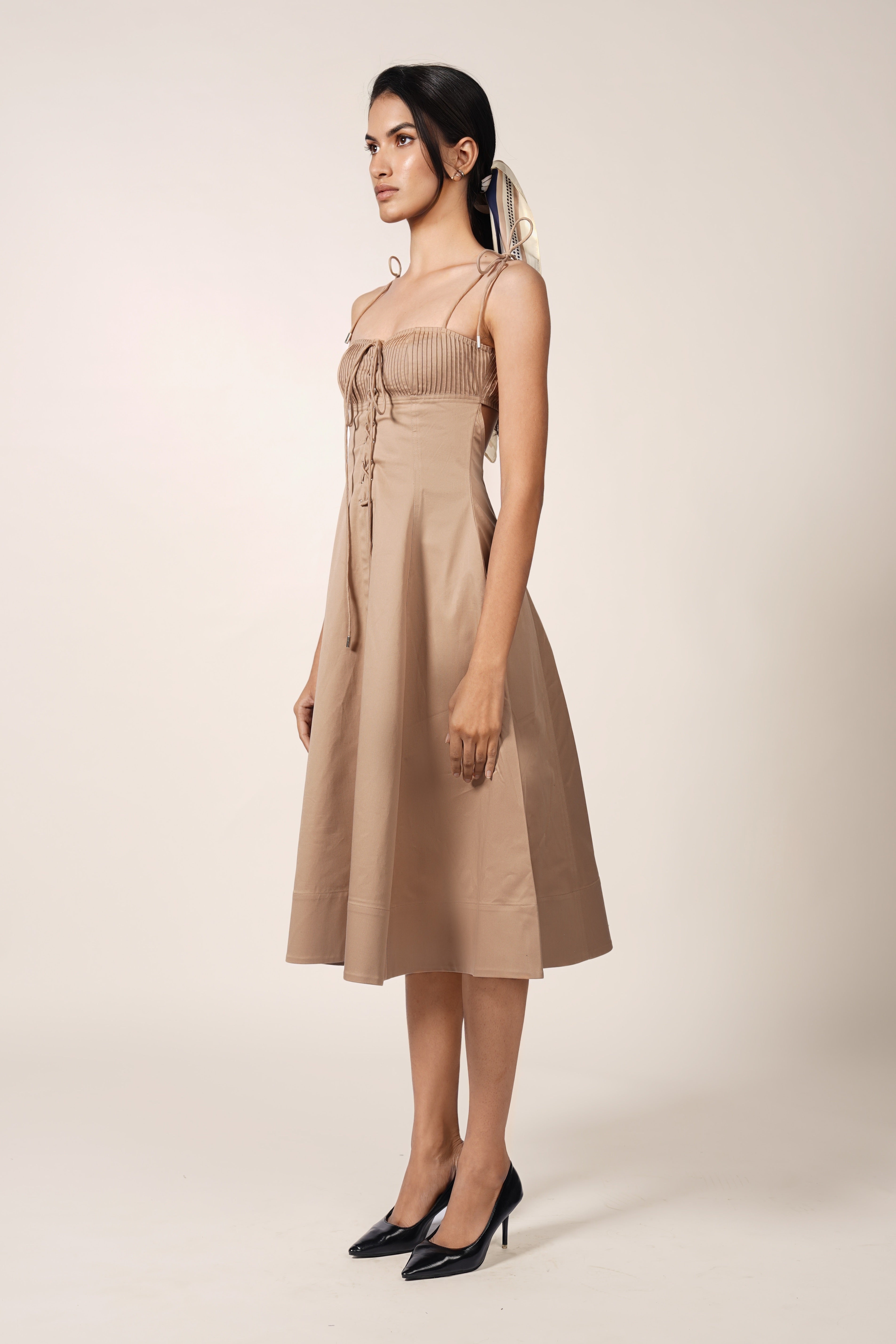 VERONA DRESS IN BEIGE