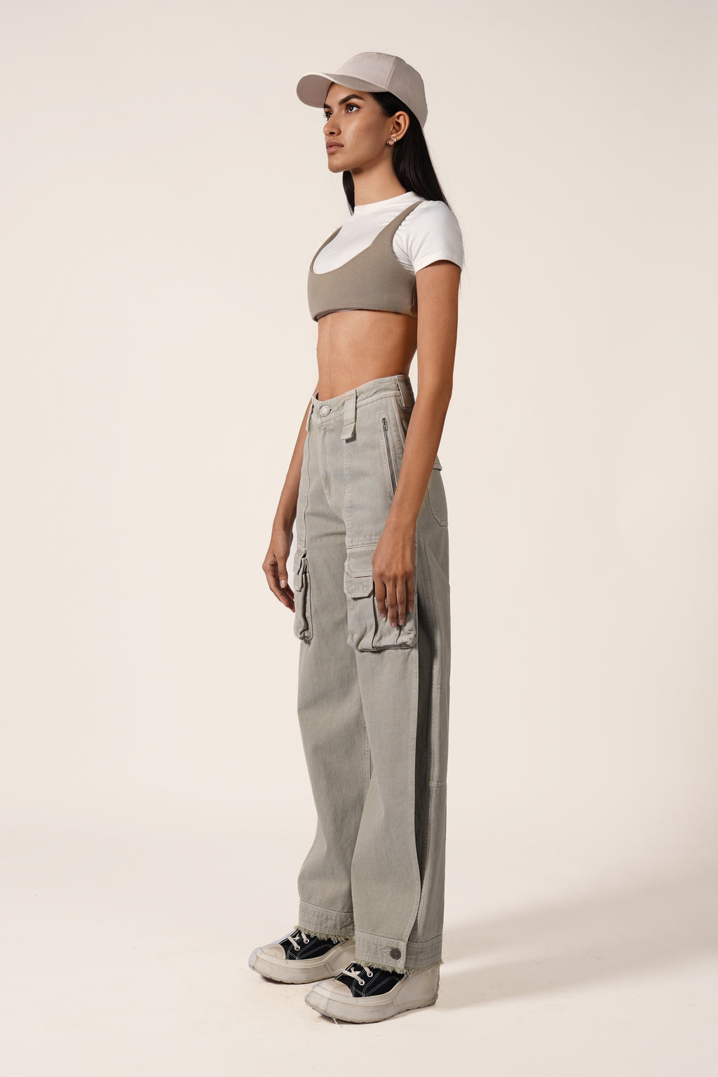 CARPENTER CARGOS IN PISTACHIO