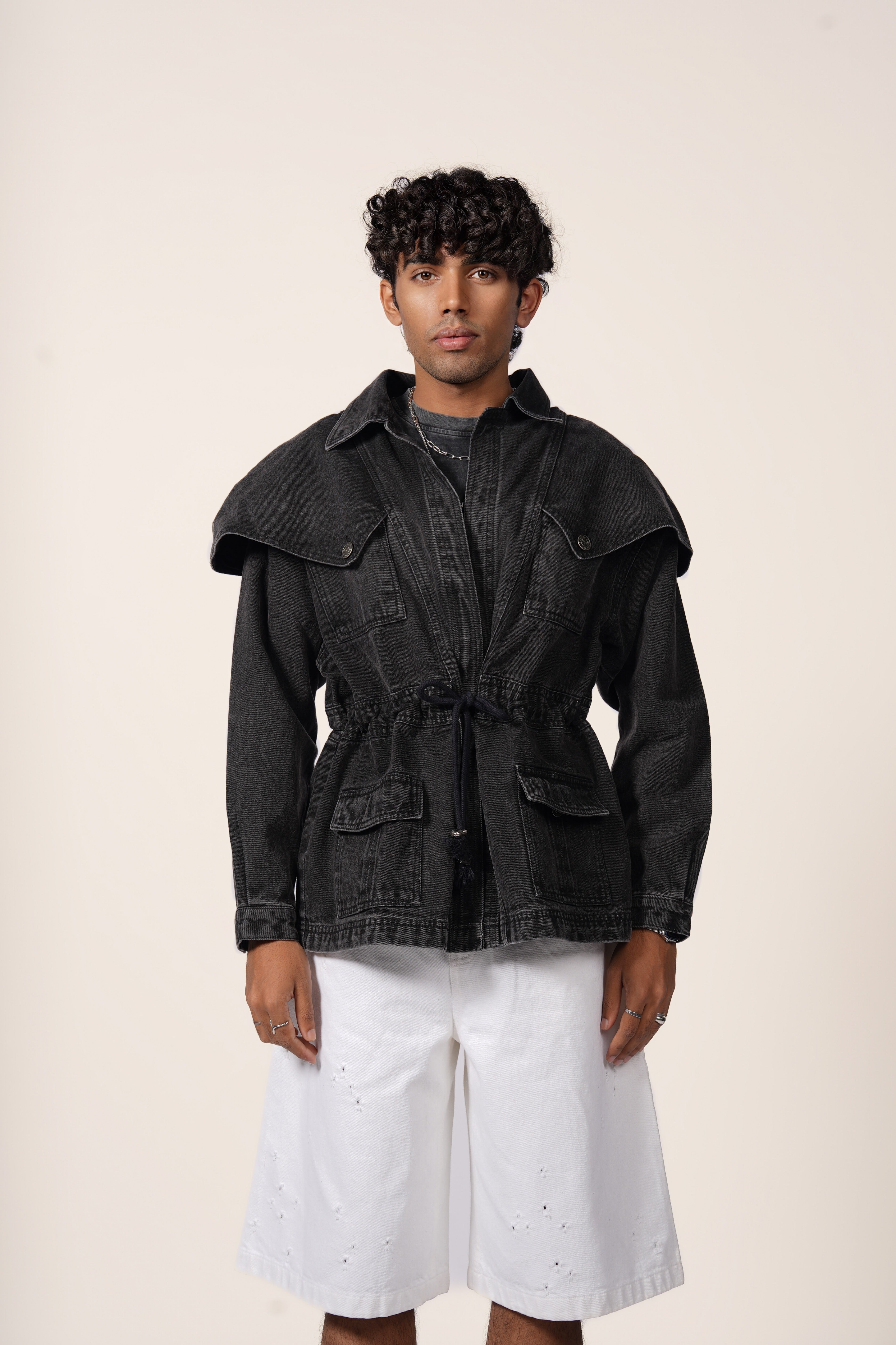 JAFAR JACKET IN BLACK