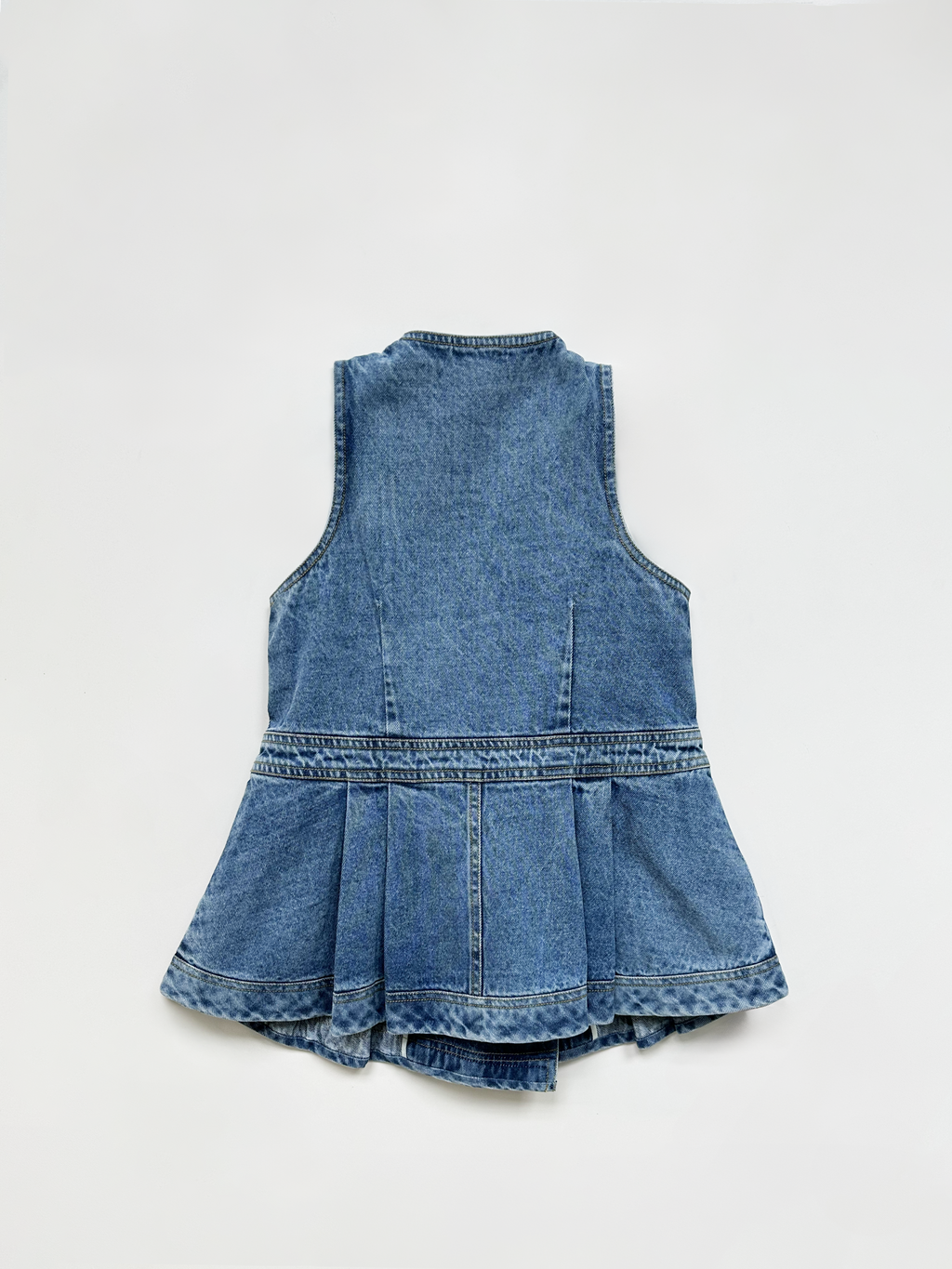 PLEATED DENIM VEST