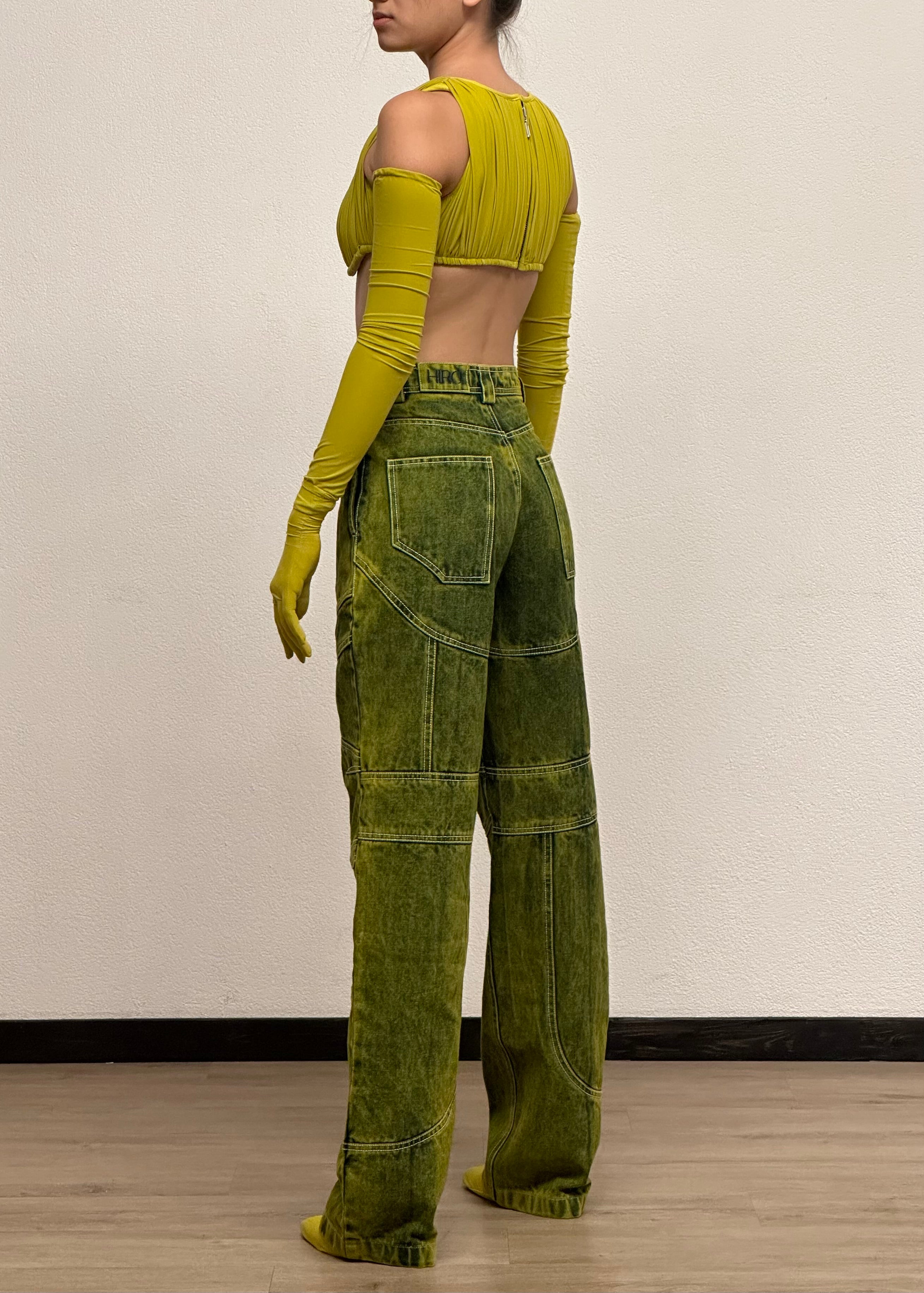 HIKE PANTS IN ACID GREEN