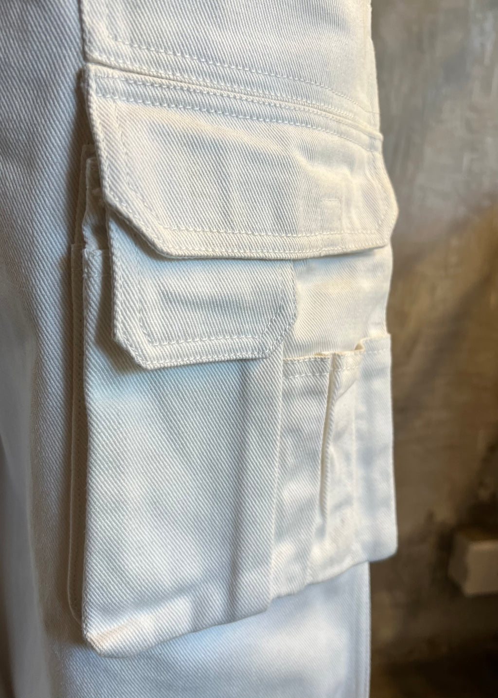 CARPENTER CARGOS IN WHITE