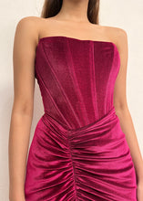 Load image into Gallery viewer, COCKTAIL DRESS IN PINK
